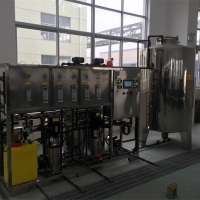 1吨/小时去离子水设备
